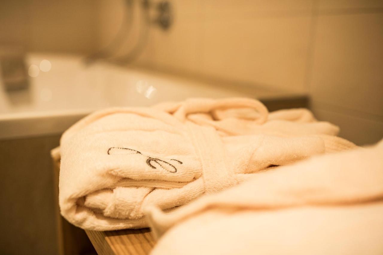 Slow Living Suite - Ferienwohnung Mit Privater Sauna & Garten Фісс Екстер'єр фото