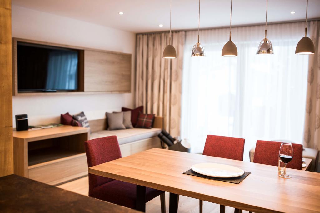 Slow Living Suite - Ferienwohnung Mit Privater Sauna & Garten Фісс Екстер'єр фото