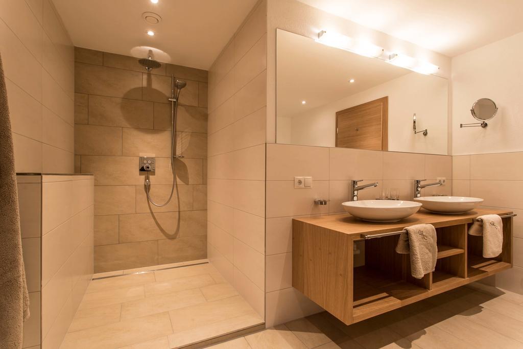 Slow Living Suite - Ferienwohnung Mit Privater Sauna & Garten Фісс Екстер'єр фото